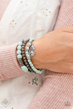 Load image into Gallery viewer, Simply Santa Fe - Complete Trend Blend - November &#39;22 Fashion Fix Set
