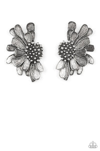 Farmstead Meadow - Silver Earring - LOP April '22 - NEW RELEASE