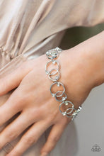 Load image into Gallery viewer, Fiercely 5th Avenue Trend Blend - March &#39;22 Fashion Fix - NEW RELEASE
