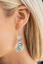 Load image into Gallery viewer, Glimpses of Malibu Trend Blend - March &#39;22 Fashion Fix Set - NEW RELEASE
