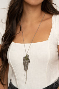 I be Leaf - Green Necklace