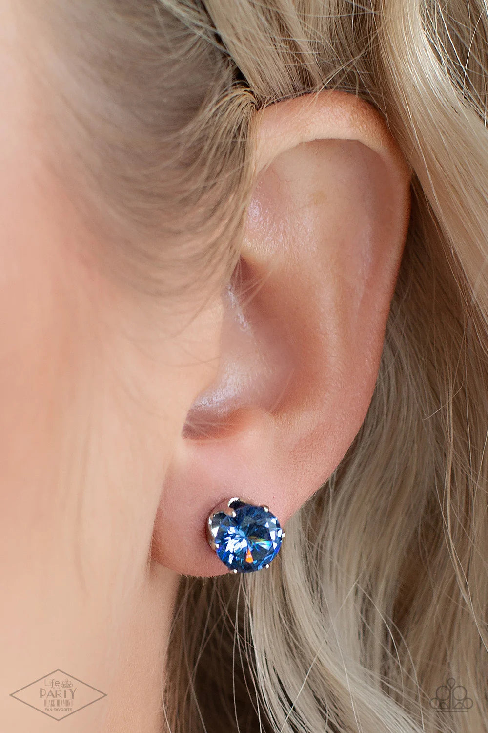 Come Out On Top - Blue Post Earring - BLACK DIAMOND PIECE
