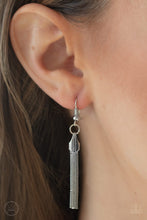 Load image into Gallery viewer, Flat out Fierce - Silver Choker
