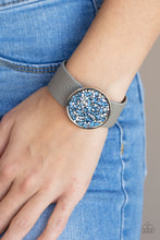 Load image into Gallery viewer, Stellar Escape - Blue Snap Bracelet
