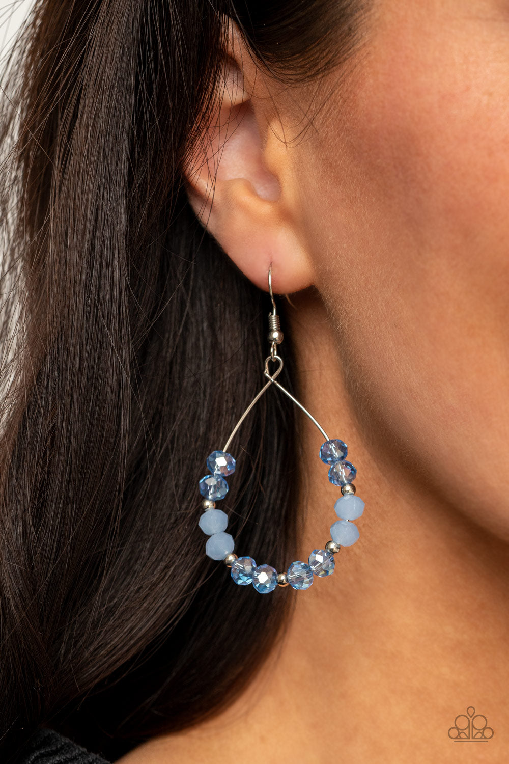 Wink Wink - Blue wire Earring iridescent