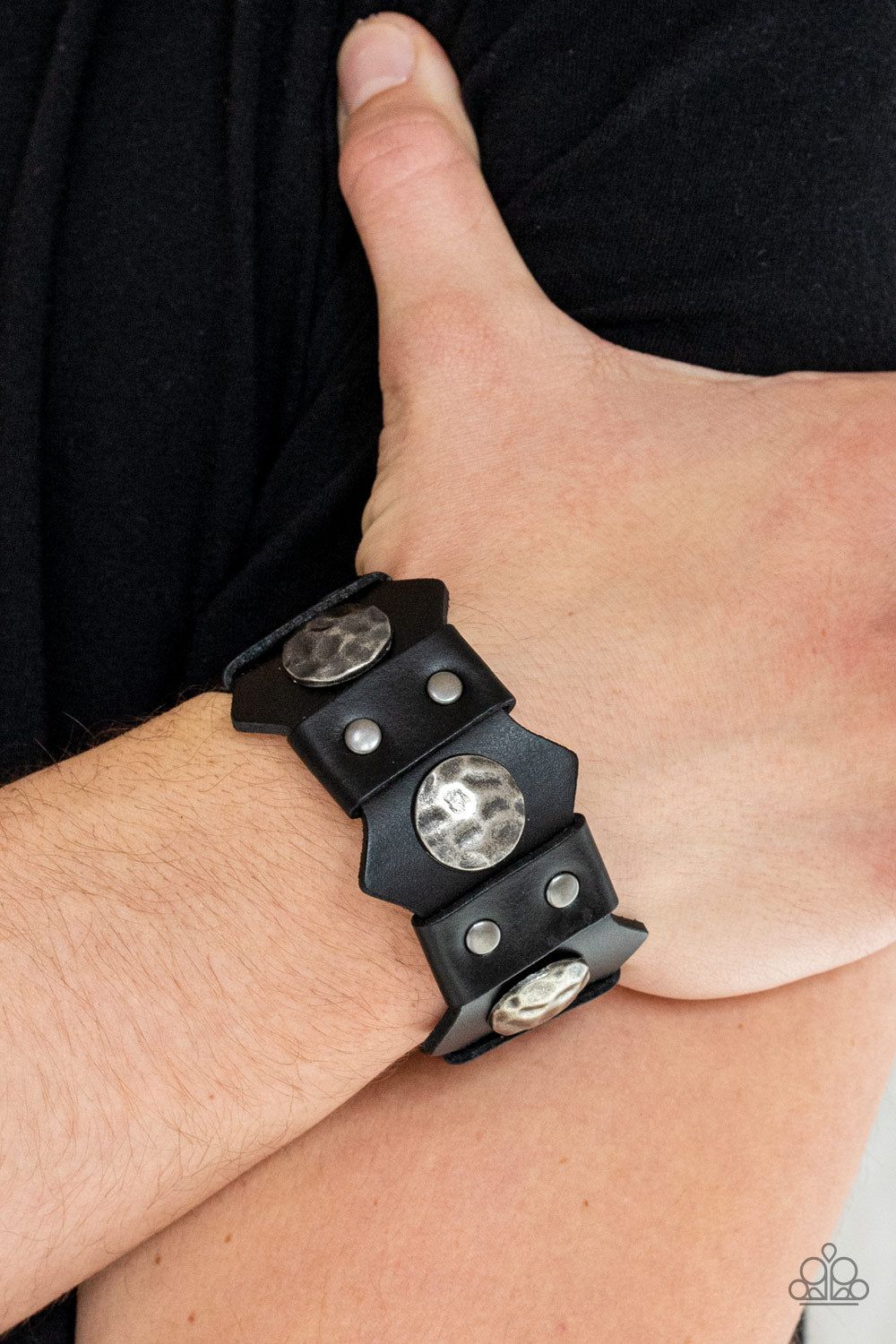 Electrified Edge - Black Snap Bracelet