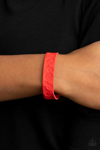 Follow The Wildflowers - Red Flower Snap Bracelet