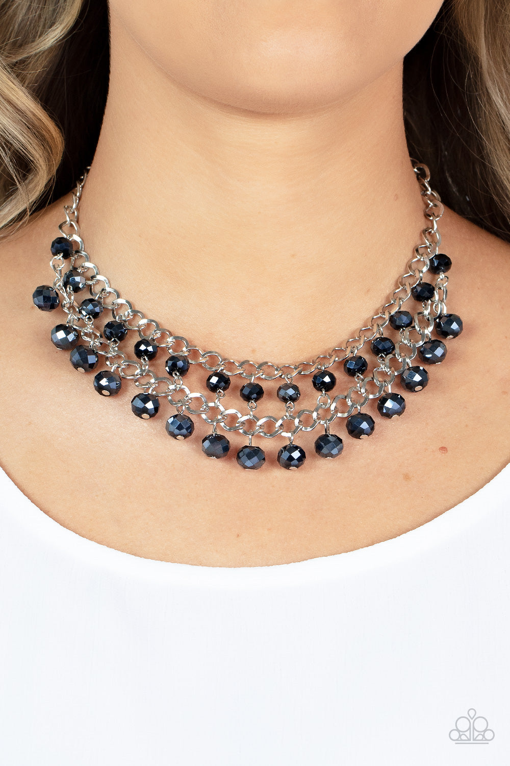 Urban Palace - Blue Iridescent Necklace - NEW RELEASE
