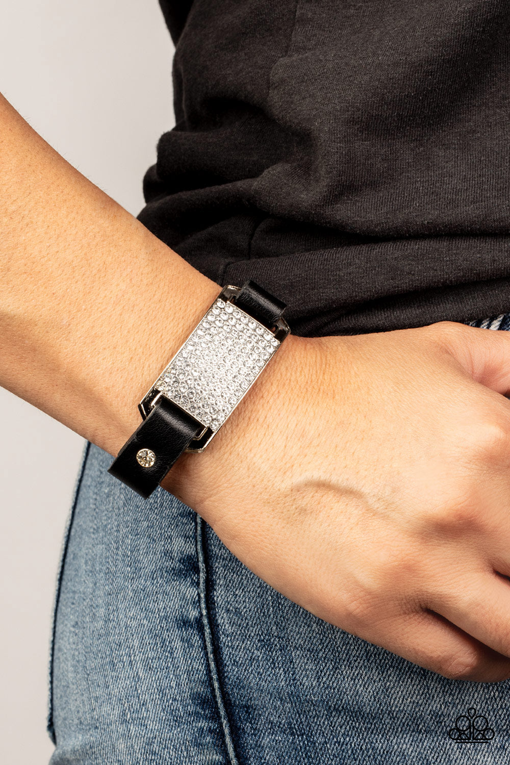 Urban Rivalry - Black Snap Bracelet - NEW RELEASE