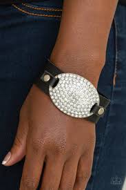 Better recognize- black snap urban bracelet