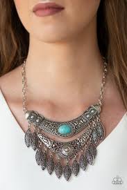 Island queen- blue necklace
