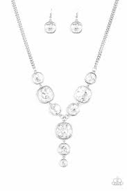 Legendary luster- white necklace
