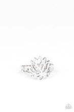 Load image into Gallery viewer, Lotus lover- silver ring
