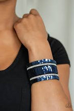 Load image into Gallery viewer, Mermaid service- blue snap bracelet
