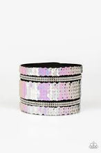 Load image into Gallery viewer, Mermaid service- white snap bracelet
