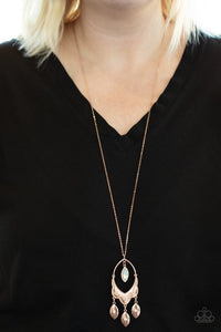 Royal iridescence- rose gold necklace