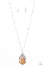 Load image into Gallery viewer, Tangled gardens- orange necklace

