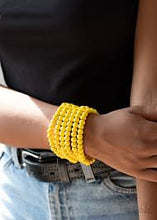Load image into Gallery viewer, Diving in Maldives - Yellow Bracelet
