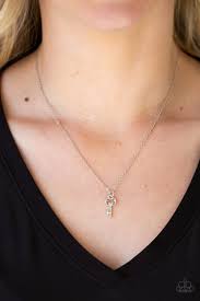 Very low key- silver necklace