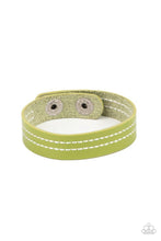 Load image into Gallery viewer, Life is WANDER-ful - Green Snap Bracelet - NEW RELEASE

